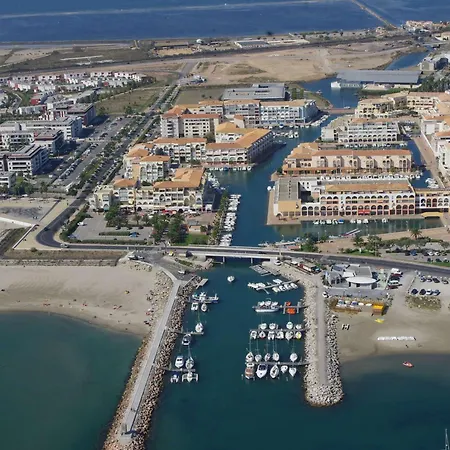 T2 35m² + Loggia à Sète, Parking Et Vue Sur La - Fr-1-472-120 * Sète