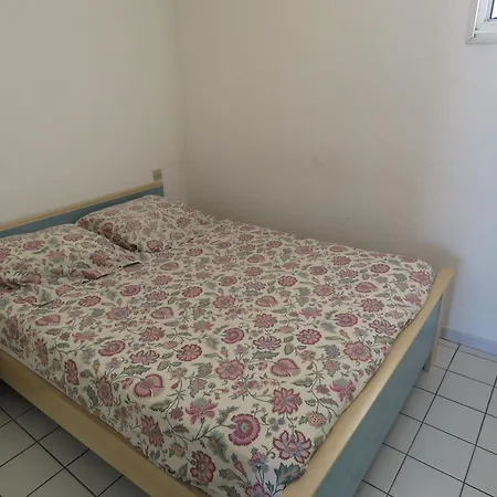T2 35m² + Loggia à Sète, Parking Et Vue Sur La - Fr-1-472-120