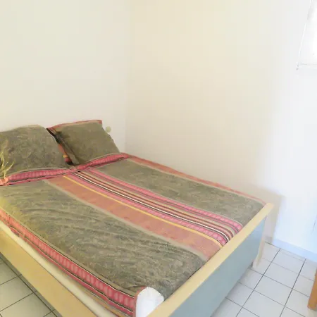 Appartamento T2 35m² + Loggia à Sète, Parking Et Vue Sur La - Fr-1-472-120 *